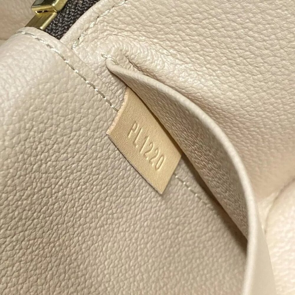 100% Auth LOUIS VUITTON Nice Mini Monogram Vanity Bag Monogram Canvas 1148-10824 - Picture 12 of 14